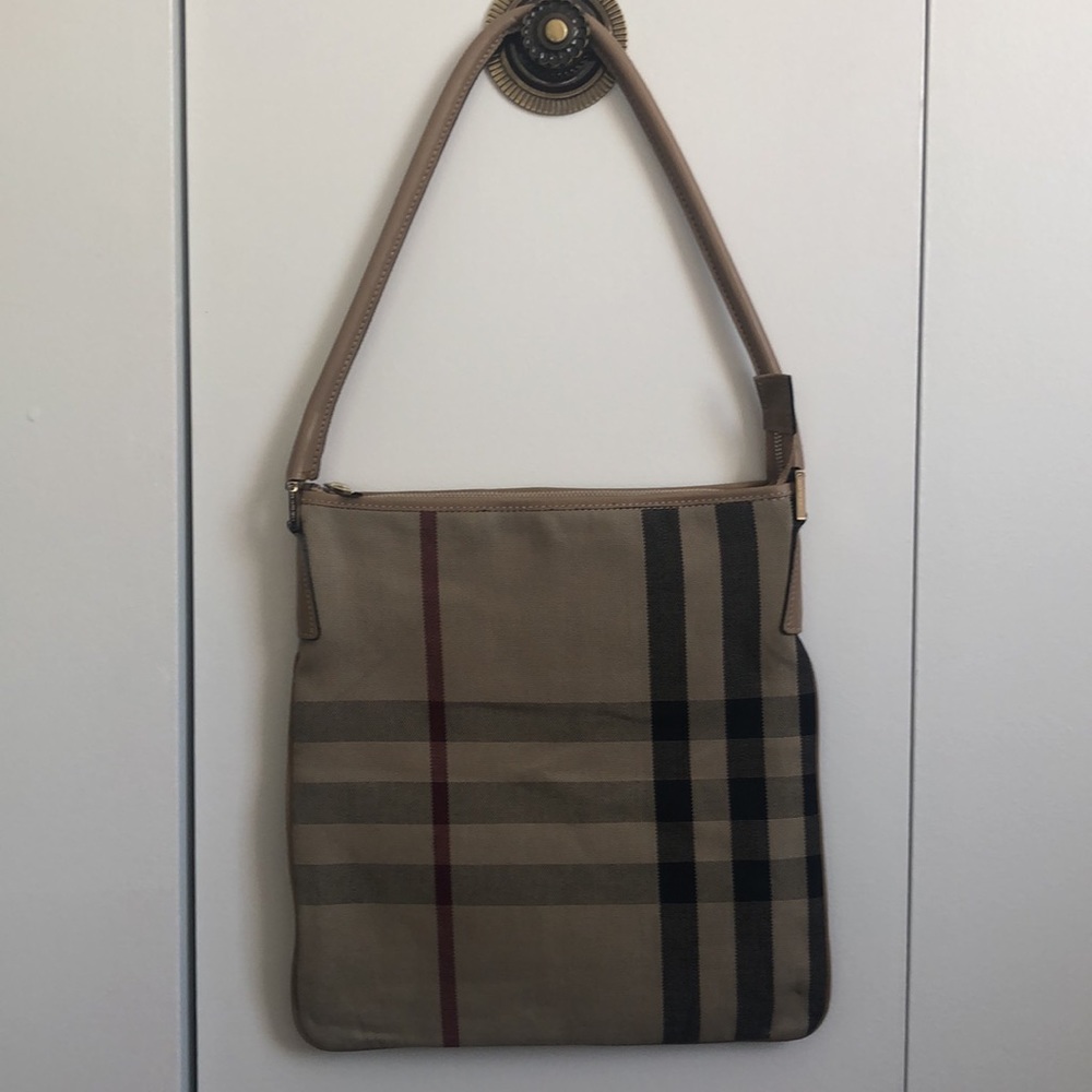 Burberry Purse/Bag Authentic